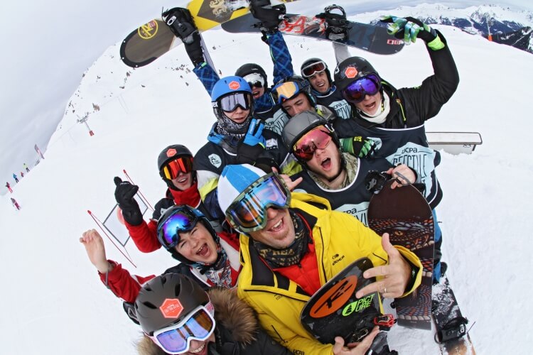 snowboarden in een groep